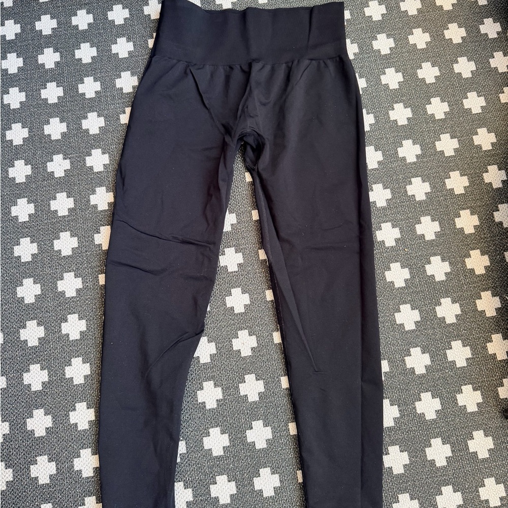 NVGTN Black High-Waisted Leggings